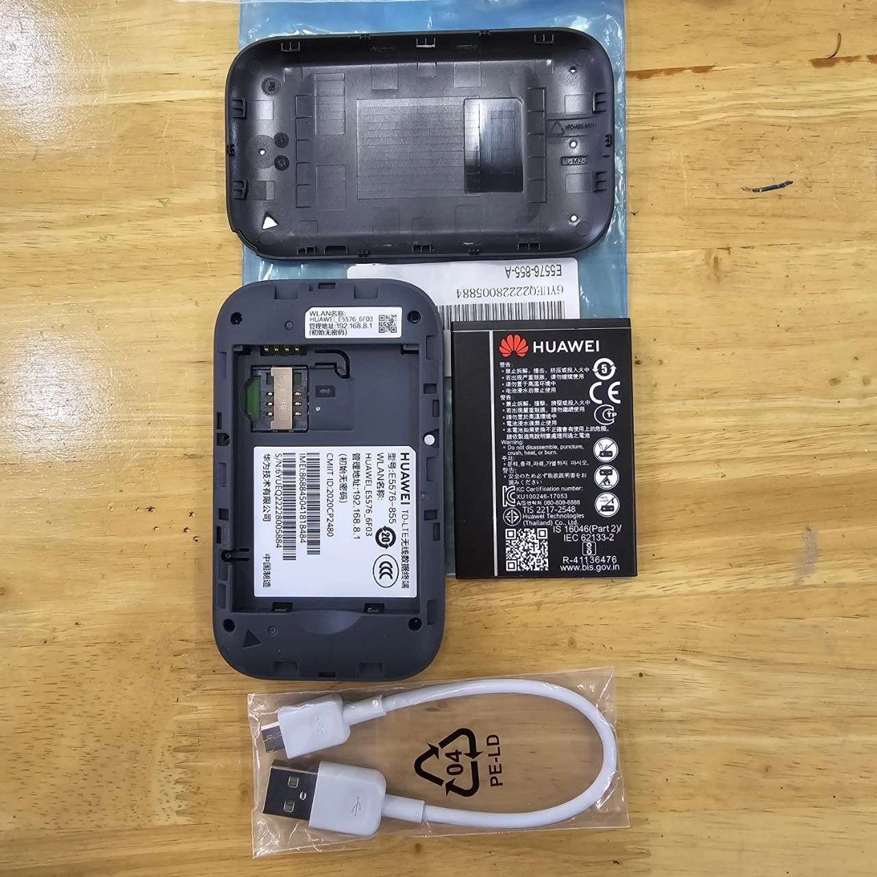Thiết bị phát WIFI từ sim 4G/ sim 3G Huawei E5576-855 (WIFI 3, 150Mb/s, 16 thiết bị)