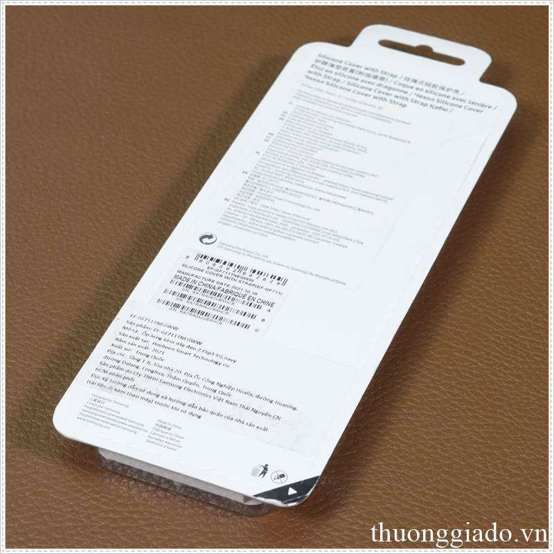 Ốp lưng Samsung Galaxy Z Flip3 Silicone Cover With Strap