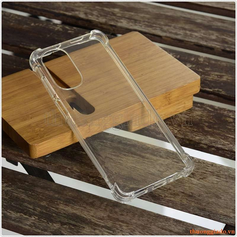 Ốp lưng dẻo trong suốt Motorola Moto G62 (5G), chống sốc 4 góc