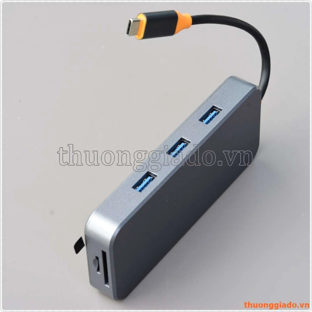 10 in 1 multifunctional usb-c hub docking station