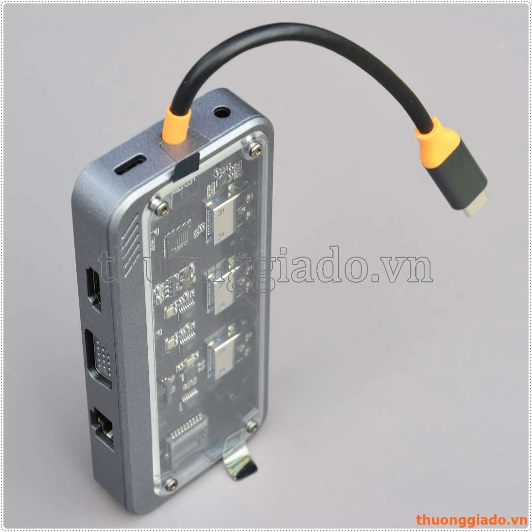 10 in 1 multifunctional usb-c hub docking station