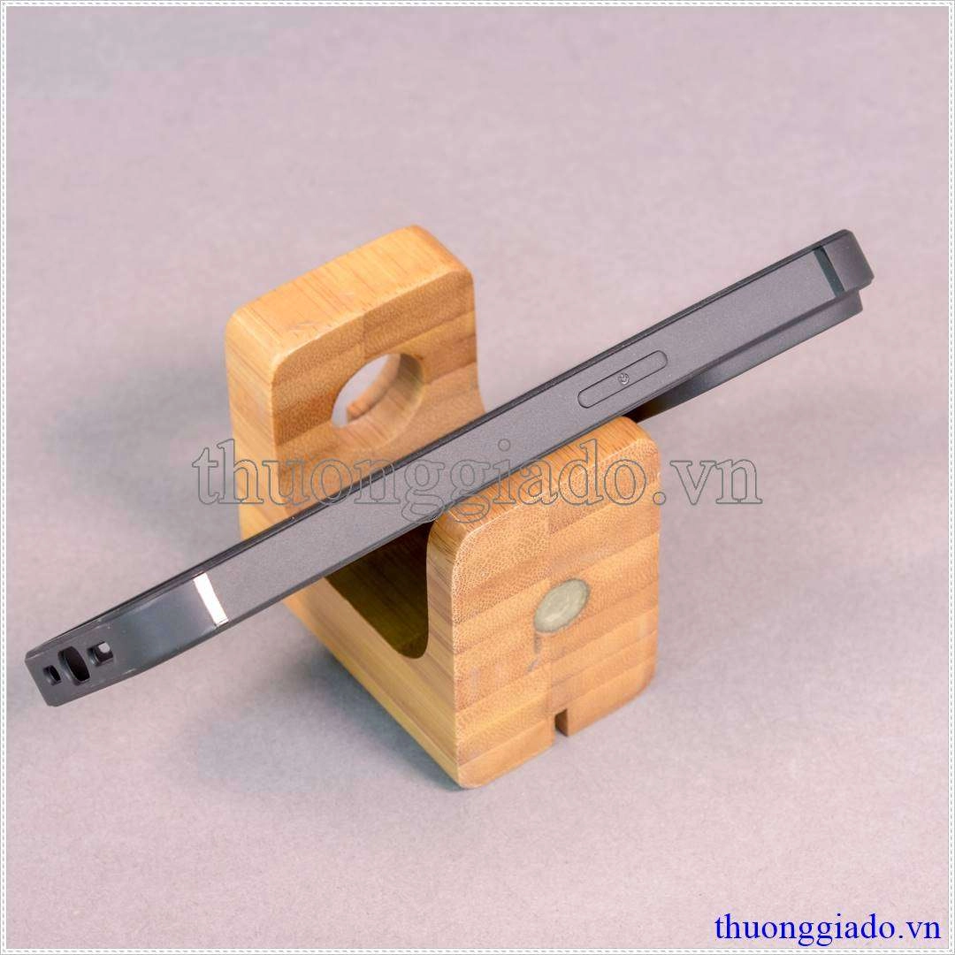 Ốp lưng dẻo iPhone 14 Pro, ốp silicone màu đen hiệu Vu Case