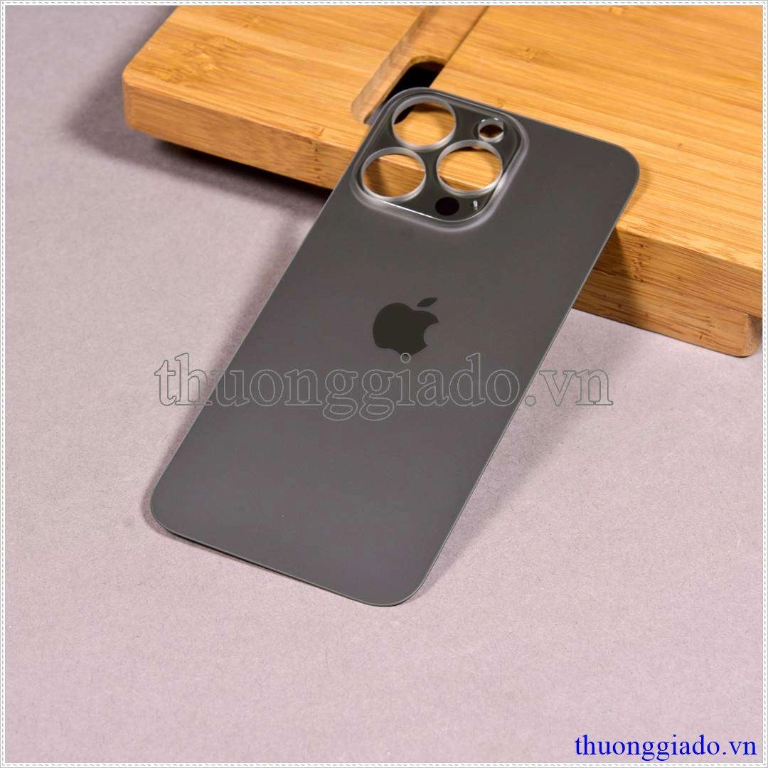 Thay kính lưng (nắp lưng) iPhone 13 Pro Lấy Ngay