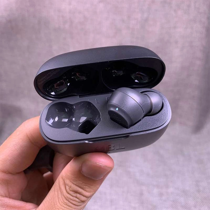 Tai nghe không dây JBL Wave 200 TWS