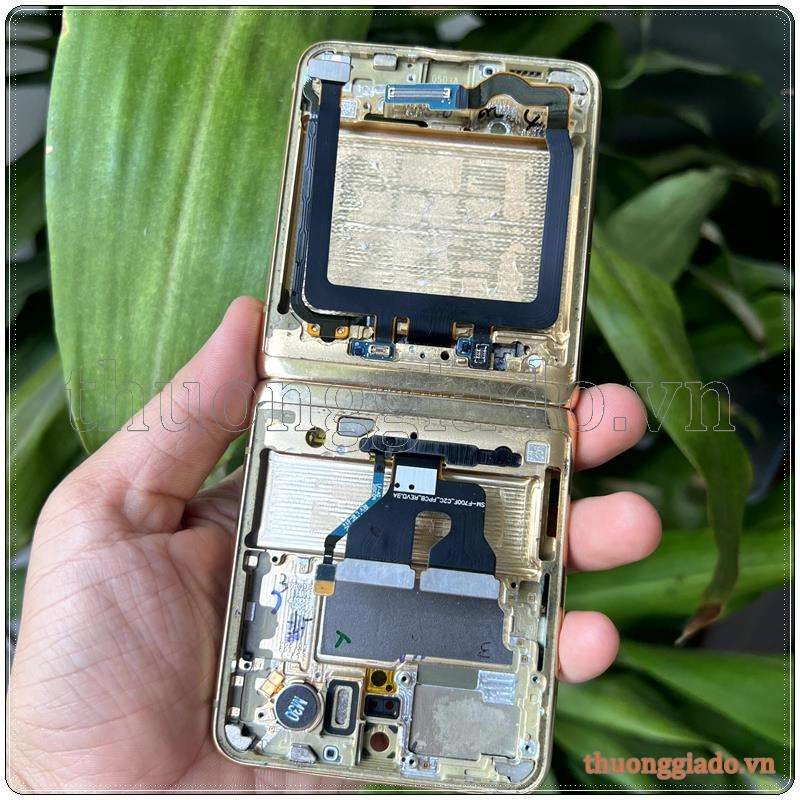 Xương   cáp màn hình Samsung Galaxy Z Flip 1 F700F