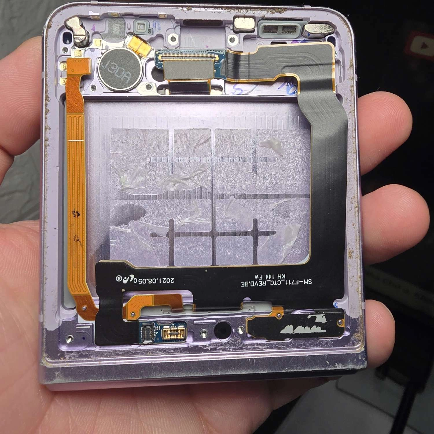 Xương   cáp màn hình Samsung Galaxy Z Fold Flip 3