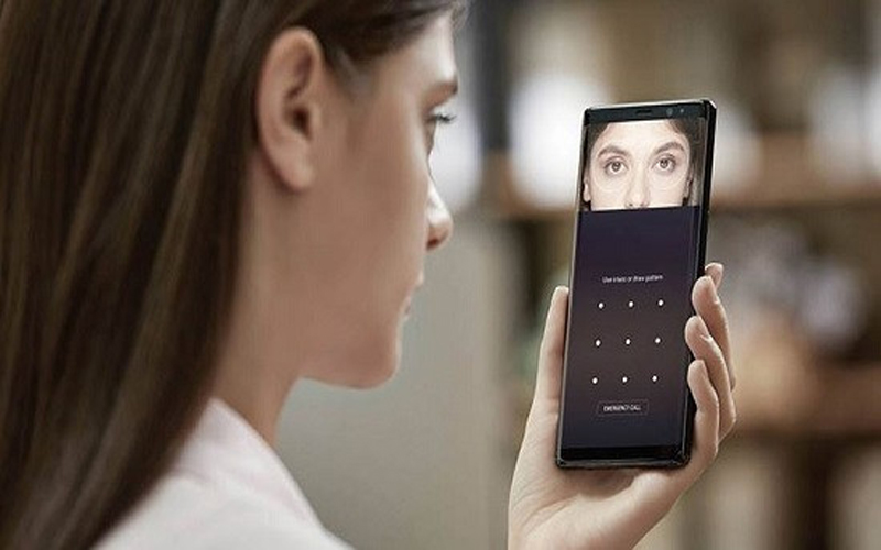 anh-huong-cua-kinh-cuong-luc-va-kinh-dan-man-hinh-djen-tinh-nang-nhan-dien-khuon-mat-va-van-tay-tren-samsung-galaxy-a23
