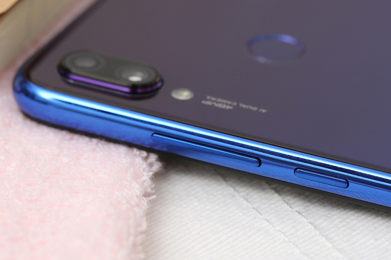 cac-dau-hieu-nhan-biet-kinh-djien-thoai-redmi-note-7-bi-ho