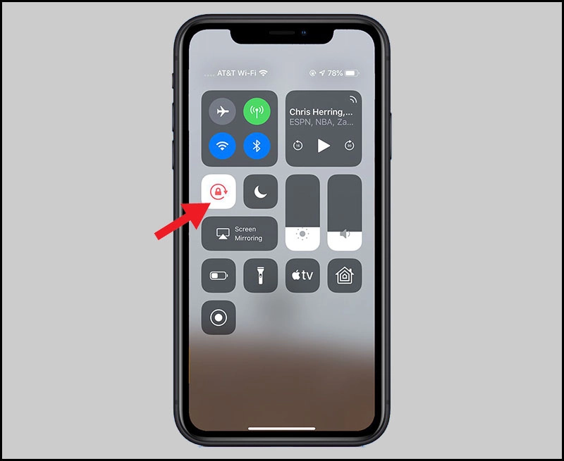 huong-dan-cach-tat-xoay-man-hinh-tren-iphone-15-b2