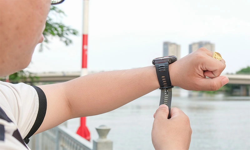 Đồng Hồ Thông Minh Amazfit Active Edge Ra Mắt:Pin Trâu, Giá 3.2Tr