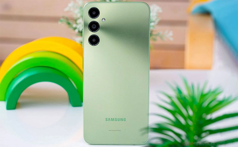 sanh-redmi-13c-va-oppo-a18-va-galaxy-a05s-thiet-ke-h3