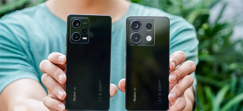 sanh-ve-thiet-ke-giua-redmi-note-12-pro-5g-va-redmi-note-13-pro-5g