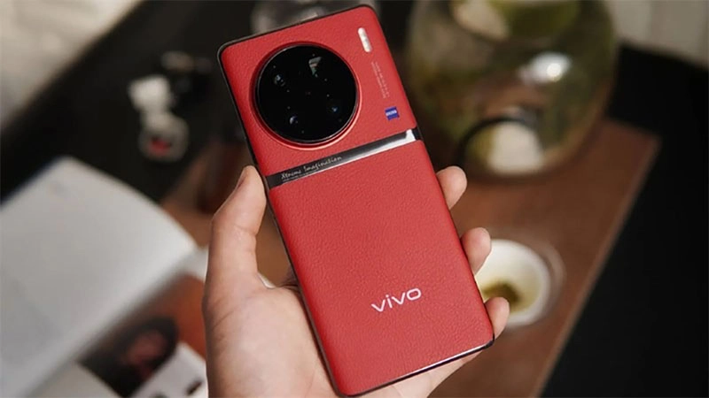 vivo-x100-pro-ho-tro-khang-nuoc-ip68-sac-khong-day-50w