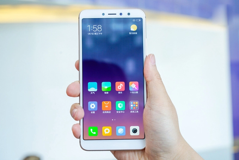 cach-su-dung-va-bao-ve-san-pham-kinh-man-hinh-xiaomi-redmi-s2