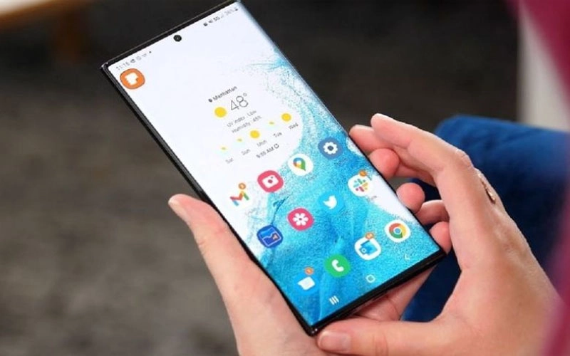 co-nen-xa-pin-dien-thoai-samsung-galaxy-s23-ultra