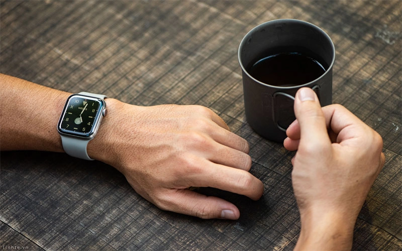 djanh-gia-pin-cua-apple-watch-series-5-44mm-qua-bai-test
