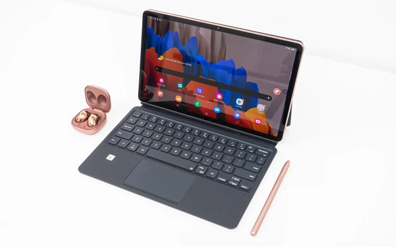 man-hinh-galaxy-tab-s7-fe-bi-chay-muc-co-djuoc-bao-hanh-hoac-djoi-moi-khong