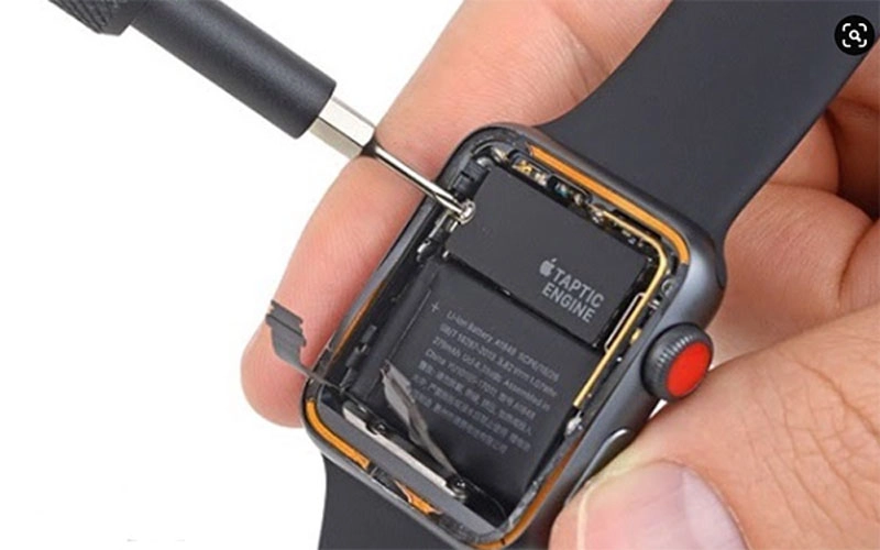 cach-2-thay-mot-vien-pin-moi-cho-apple-watch-6-44mm