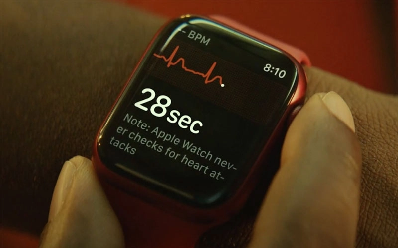 cam-bien-nhiet-do-co-the-apple-watch-series-8