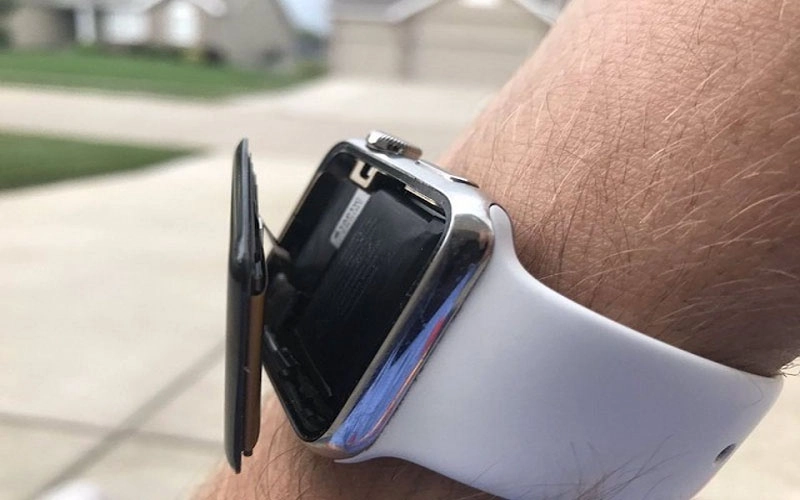 kiem-tra-xem-pin-cua-apple-watch-series-4-44mm-co-bi-chai-khong