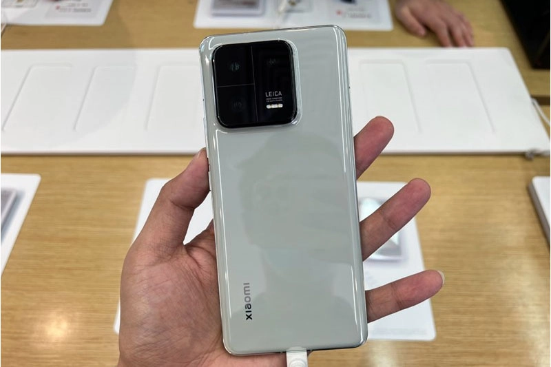 so-sanh-camera-xiaomi-13-pro-and-iphone-13