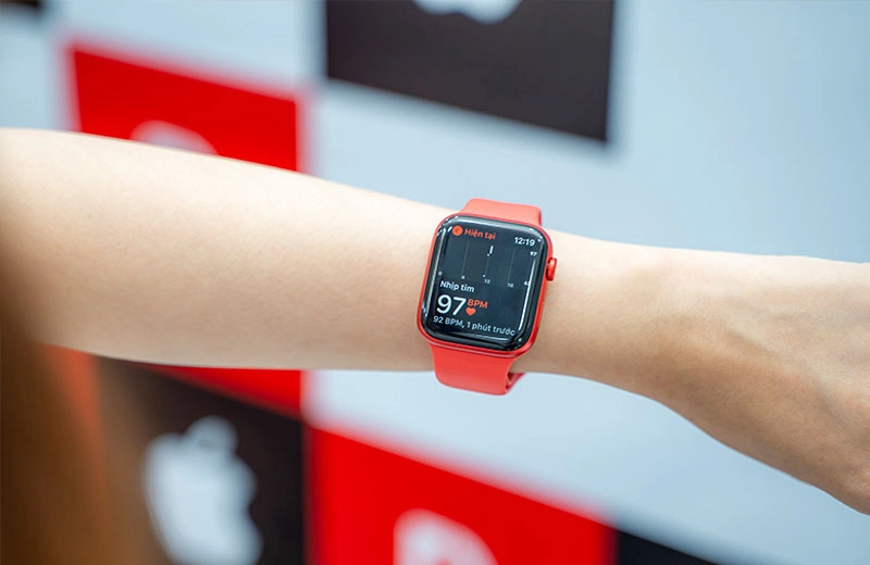 so-sanh-man-hinh-apple-watch-series-7-and-apple-watch-series-6