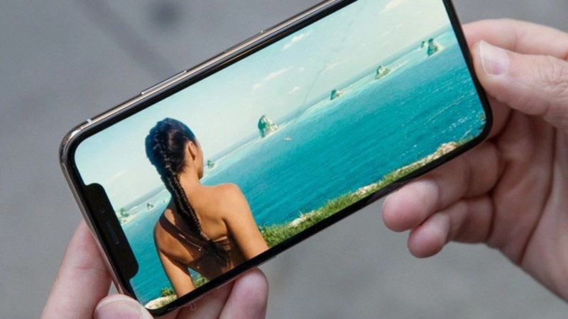 review-hieu-nang-voi-cau-hinh-cuc-khung-cua-iphone-x