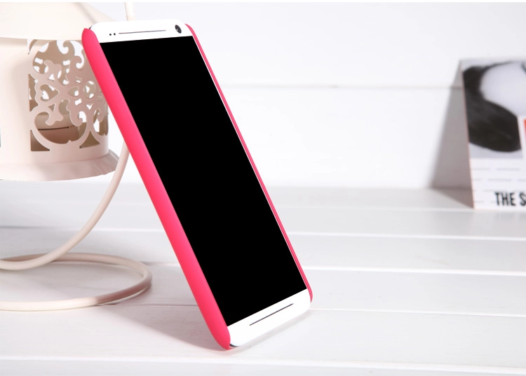 Ốp lưng sần HTC Desire 700 ( Hiệu NillKin, Super Frosted Shield )