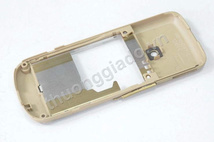 Thay xương lưng Nokia 8800 Gold Arte Thay xương lưng Nokia 8800 Gold Arte