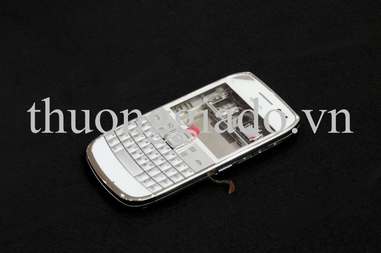 Bộ vỏ Nokia E6-00 Chính Hãng (Gồm cả cảm ứng+phím+cáp bo phím)