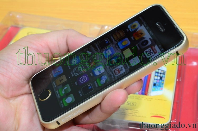 Ốp vành viền Bumper iPhone 5S/ iPhone 5/ iPhone SE hiệu COTeetCi (Guardian Series)