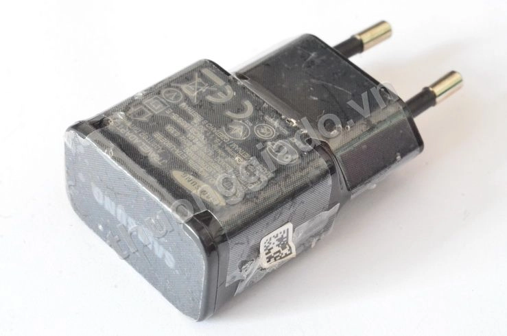 Củ sạc Samsung Galaxy Note II, Note 2, N7100, i9500  Màu Đen ORIGINAL TRAVEL ADAPTER Củ sạc Samsung Galaxy Note II, Note 2, N7100, i9500  Màu Đen ORIGINAL TRAVEL ADAPTER