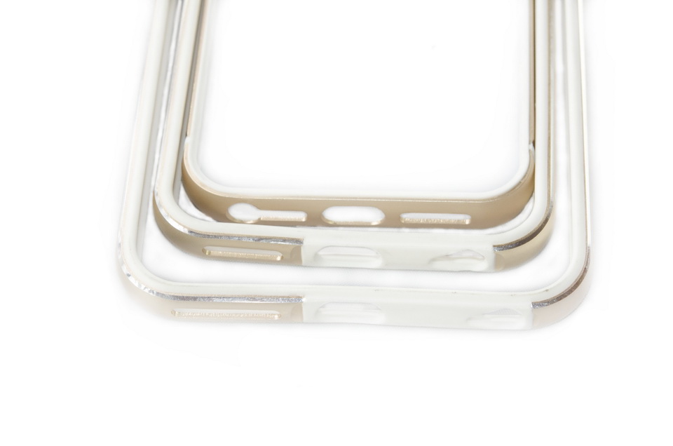 Ốp viền bumper iPhone 6,iPhone  6 Plus,iPhone 5 (trong là cao su,ngoài là hợp kim)