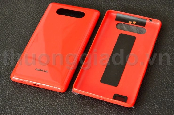 Nắp lưng, nắp đậy pin cho Nokia Lumia 820 Màu Đỏ ( ORIGINAL BACK COVER )