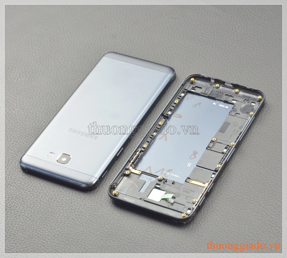 Thay vỏ Samsung Galaxy J5 Pro màu xám đen