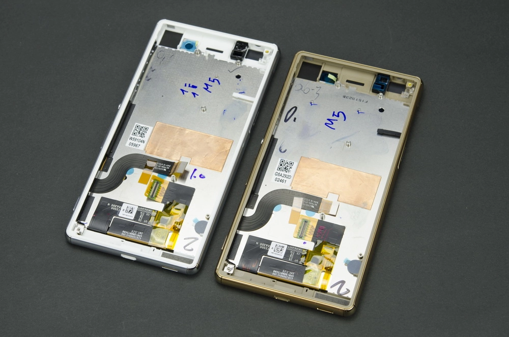 Thay màn hình Sony Xperia M5 chính hãng nguyên bộ (gồm cả viền Benzel)
