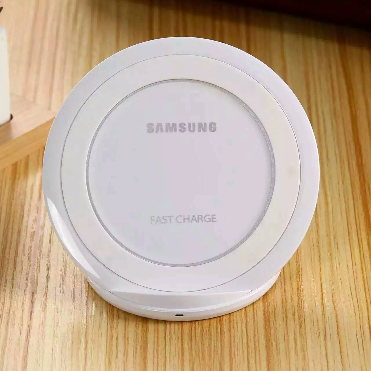 Đế sạc không dây Samsung Galaxy S7 G930, Galaxy S7 Edge G935, Note7 FAST CHARGER chính hãng