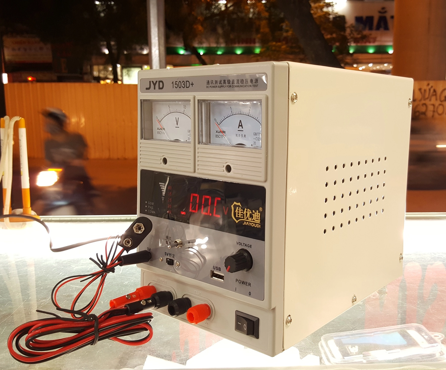 Máy kẹp & cấp nguồn & đo sóng JYD 1503D+ (15V-3A)