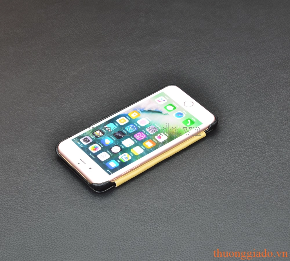 Bao da cầm tay nắp gập mở ngang cho iPhone 7 Plus (5.5"), hiệu XOOMZ Bao da cầm tay nắp gập mở ngang cho iPhone 7 Plus (5.5"), hiệu XOOMZ