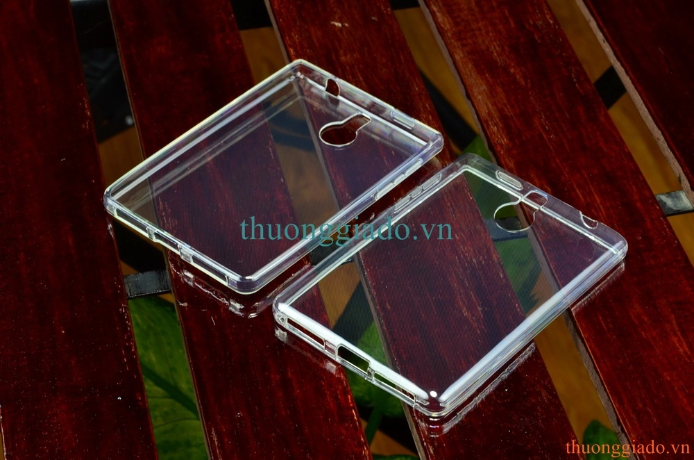 Ốp silicone BlackBerry Passport Silver, loại trong suốt