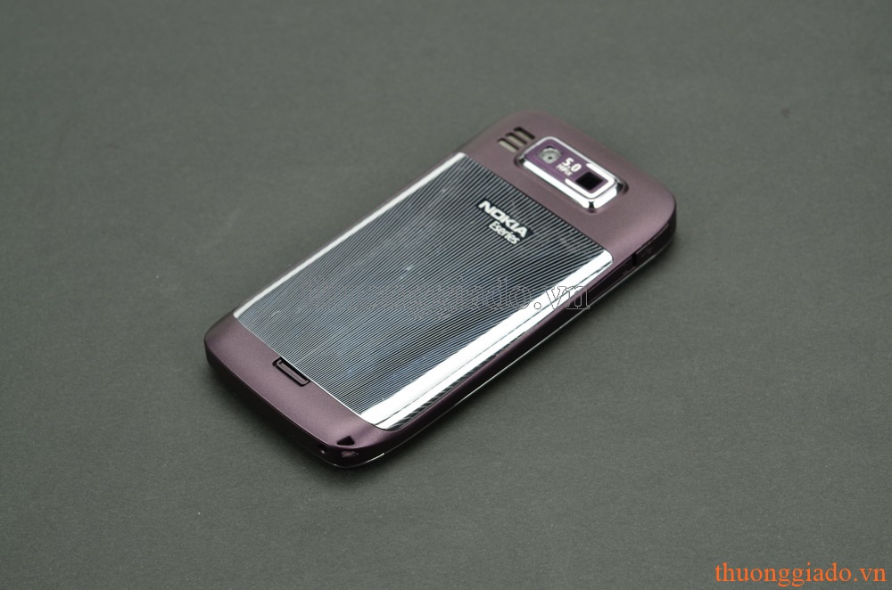 Bộ vỏ Nokia E72 màu tím (hàng zin tháo máy)