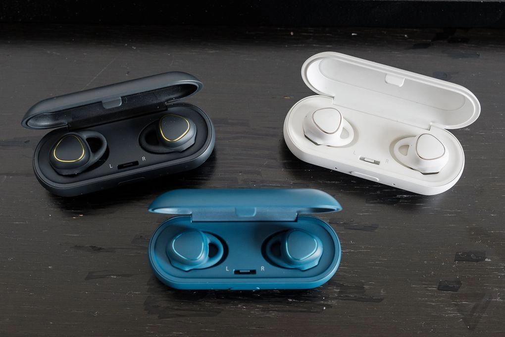 Tai nghe Bluetooth Samsung Gear IconX chính hãng (kết nối không dây, 2 tai tách rời)