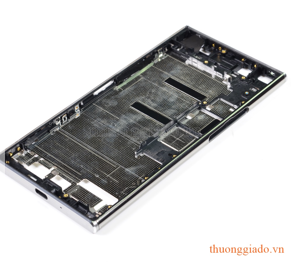 Thanh vành viền benzel Sony Xperia XZ Premium màu crom