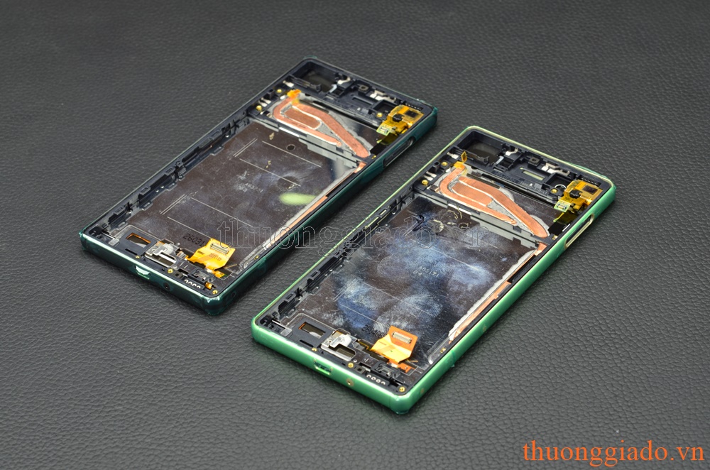 Thay màn hình Sony X (F5122) Chính hãng nguyên bộ, gồm cả vành viền Benzel