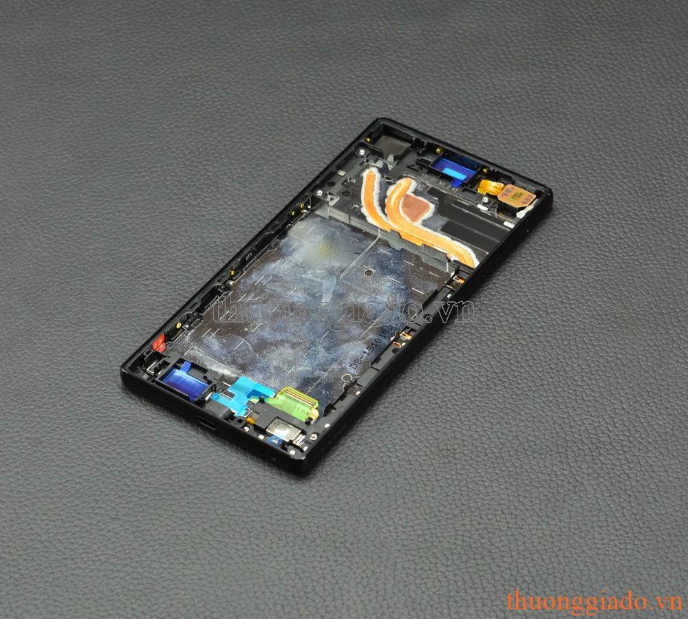 Thay màn hình Sony Xperia  Z5 Premium chính hãng nguyên bộ (gồm cả viền benzel)