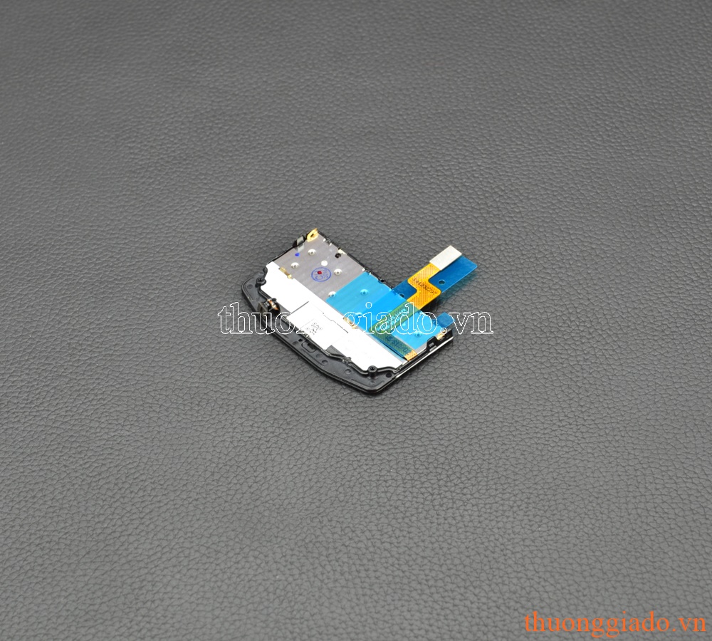 Thay thế bàn phím Blackberry porsche design p'9983 màu đen (hàng zin)