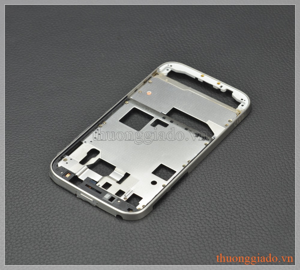 Thay vành viền Benzel Blackberry Classic Q20 chính hãng
