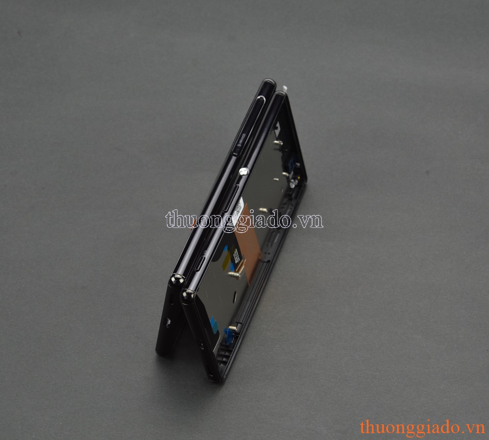 Thay vành viền Benzel Sony Xperia M5 màu đen