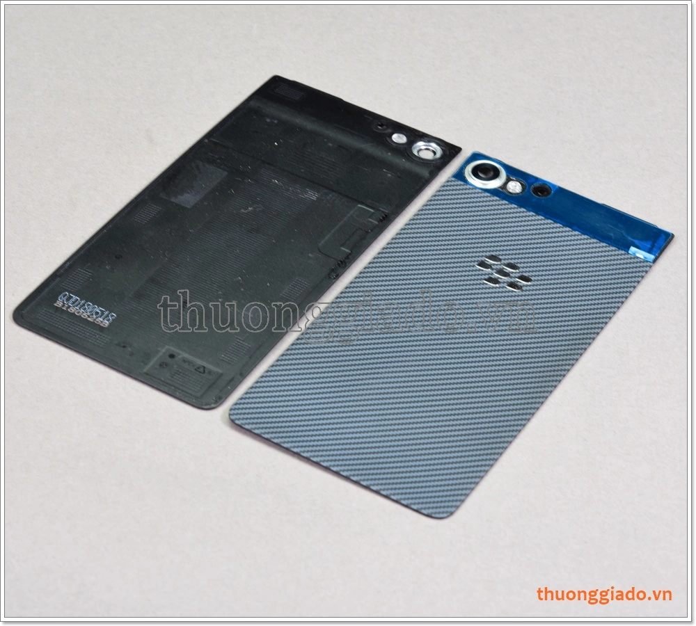 Thay nắp lưng BlackBerry Motion, thay nắp đậy pin