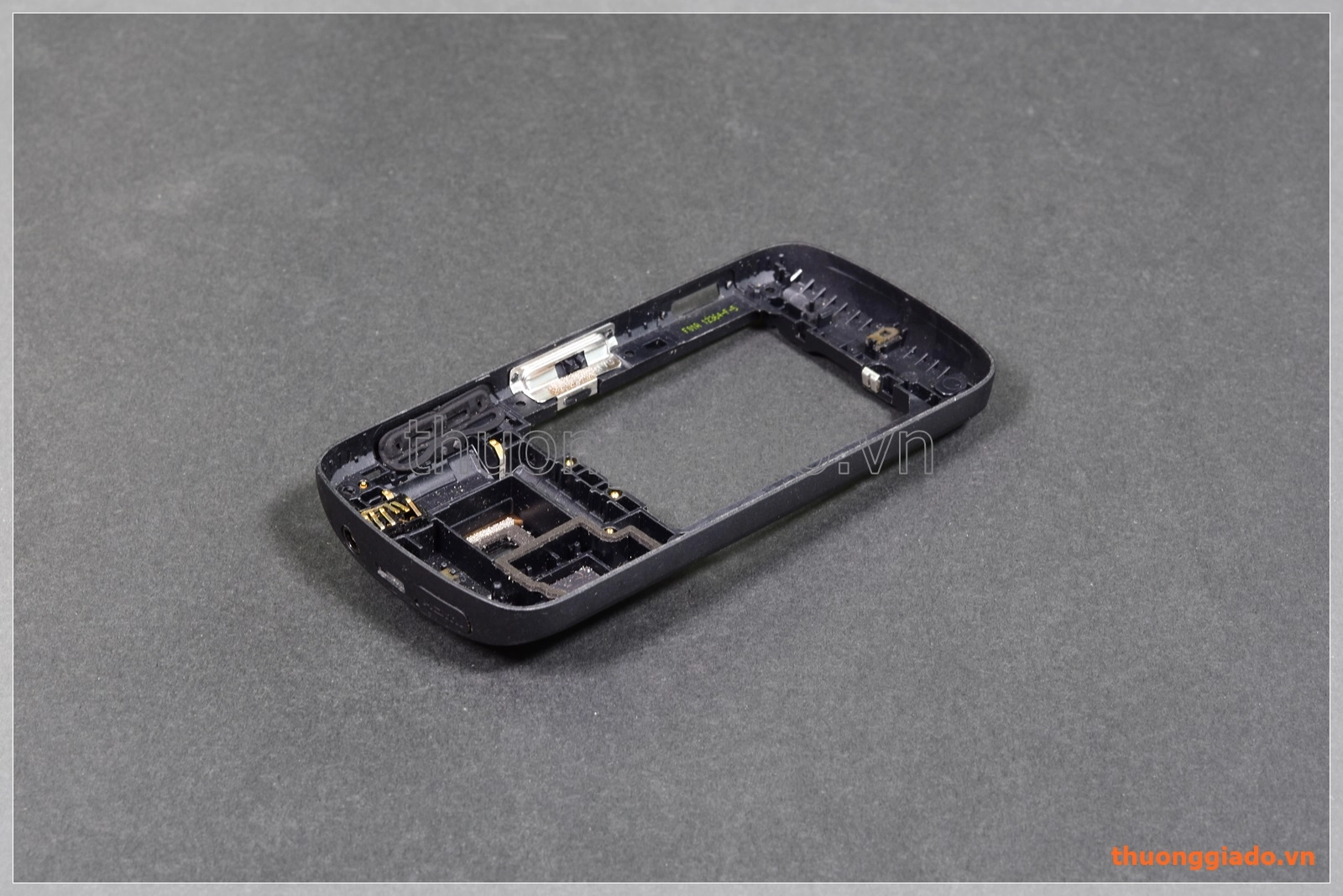 Thay xương lưng Nokia PureView 808 gồm cả kính camera (hàng tháo máy)